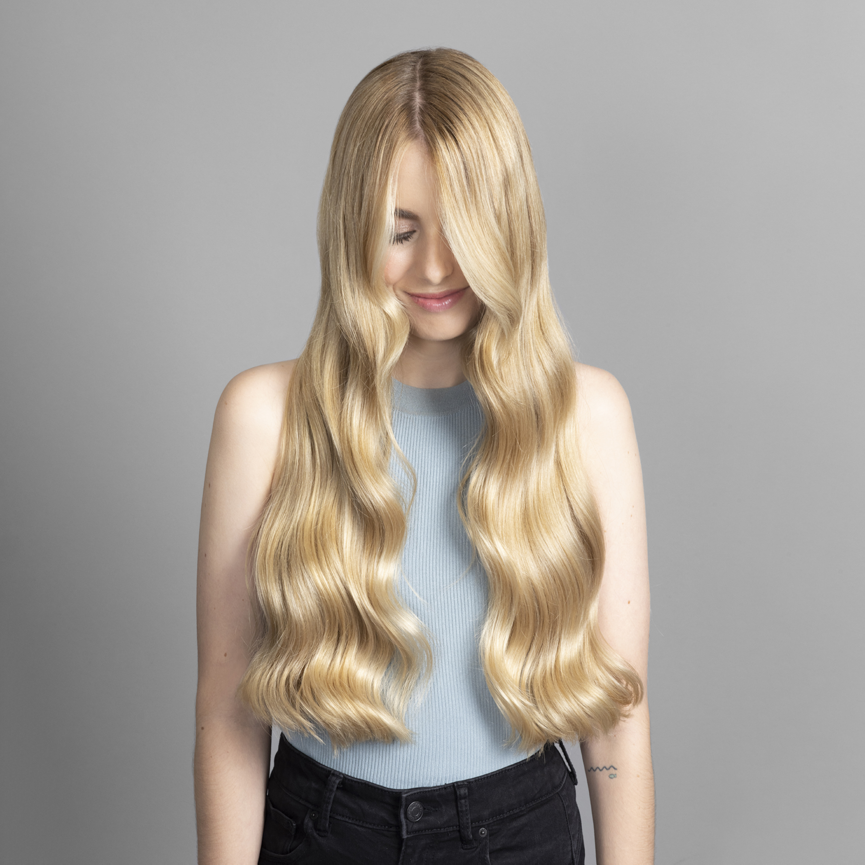 Bronzing hair, the latest hair colour trend - Montibello - Peluquería